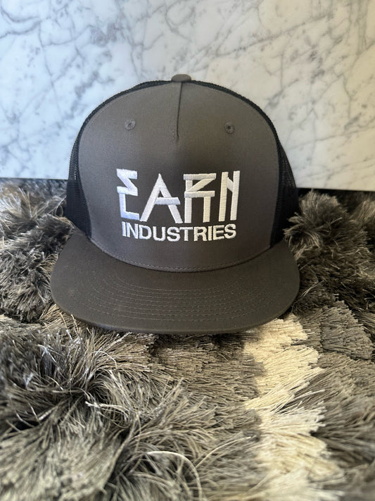 EARN CLASSIC SNAPBACK